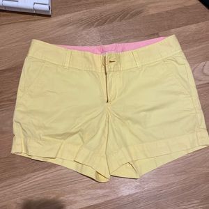 Lilly Pulitzer size 6 yellow Callahan shorts VGUC